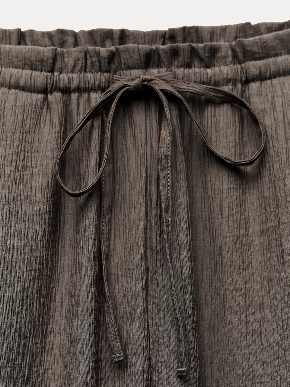 Zara flowy textured Palazzo pants - Picture 3 of 3